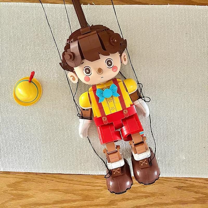 Jungen mit langem Nase | Bausteine