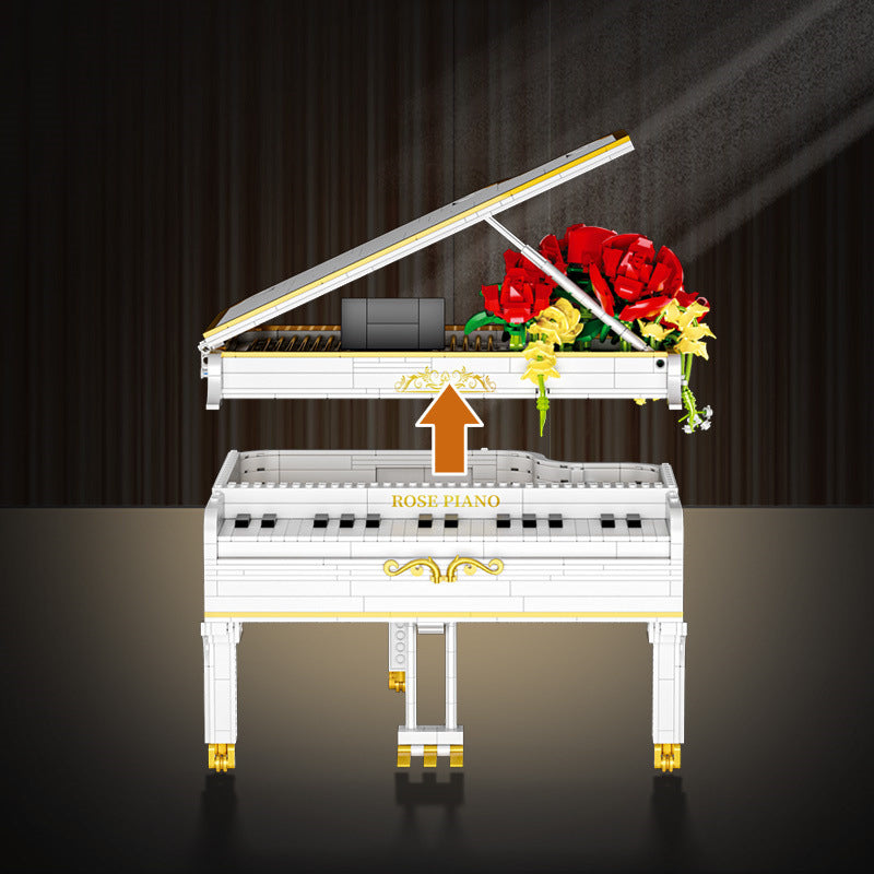 Weißes Klavier mit Rosen | Bausteine