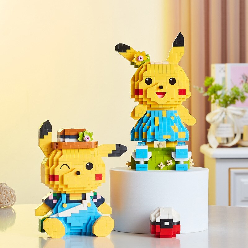 gelbes Blitzmonster mit Kleid | Bausteine