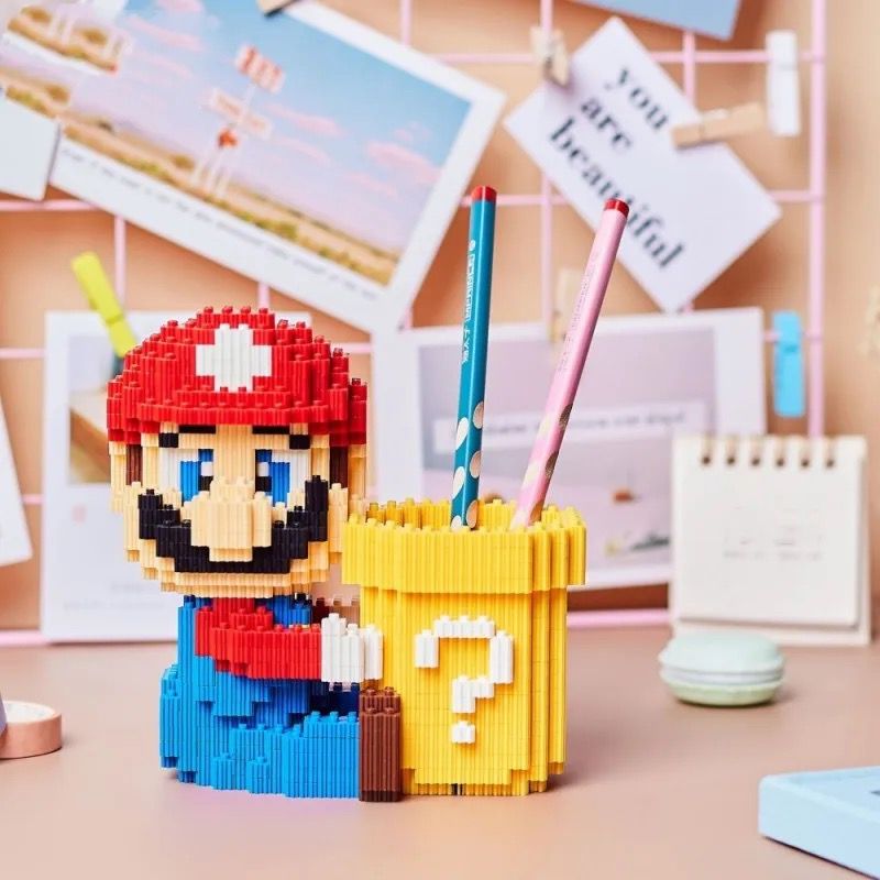 Roter Klempner Stiftablage | Bausteine