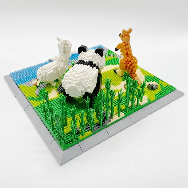 Panda, Känguru und Alpaka auf dem Gras | Bausteine