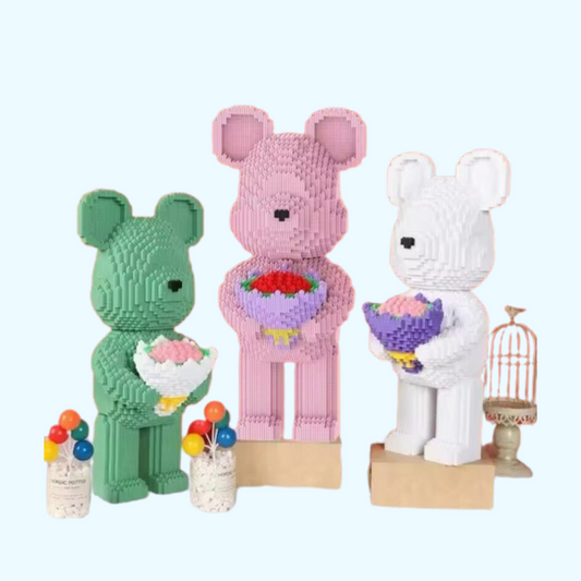 Bär mit Rosen