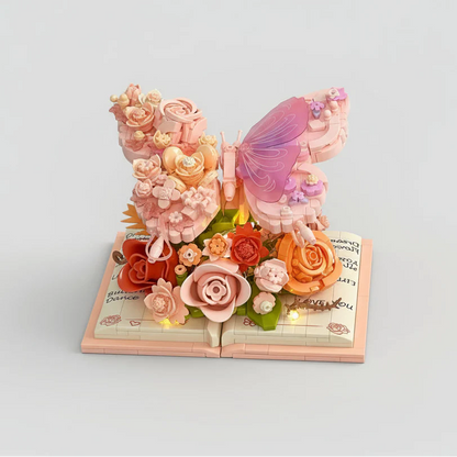 Rosa Schmetterling auf Buch | Bausteine