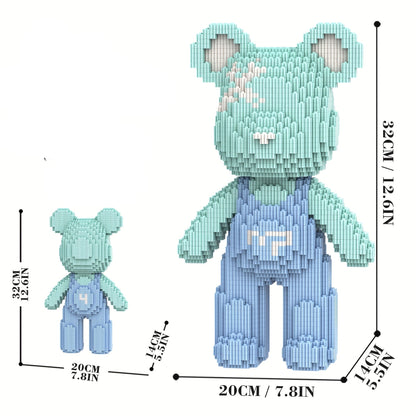 Bär mit hellblauer Latzhose | Bausteine