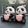 Verliebte Pandas im Licht