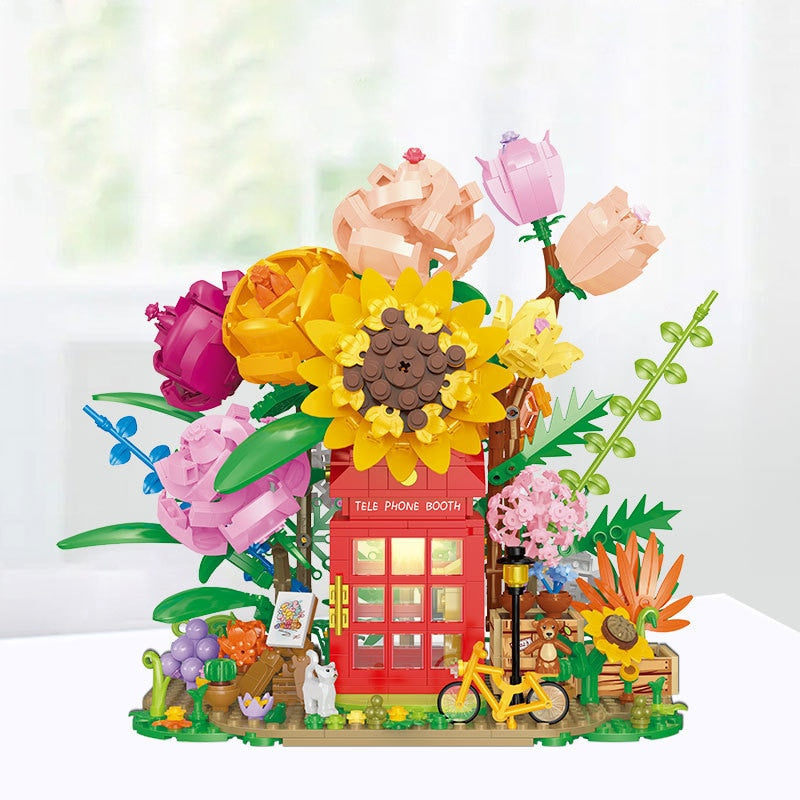 Telefonzelle mit Blumen