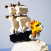 Lade das Bild in den Galerie-Viewer, Piratenschiff auf Wellen