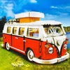 Roter Bus - Morgen zu Hause